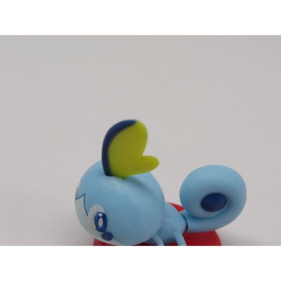 NEW Sobble Pokemon Chocolate Egg Mini Figure Furuta 06B Blind Box Prize Toy - Picture 9 of 12